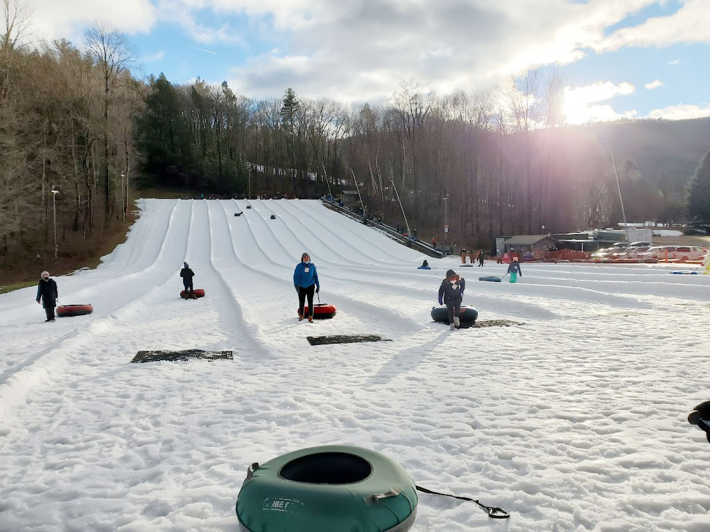 10 Best Places For Snow Tubing Near Boston Top Winter Thrills 2024