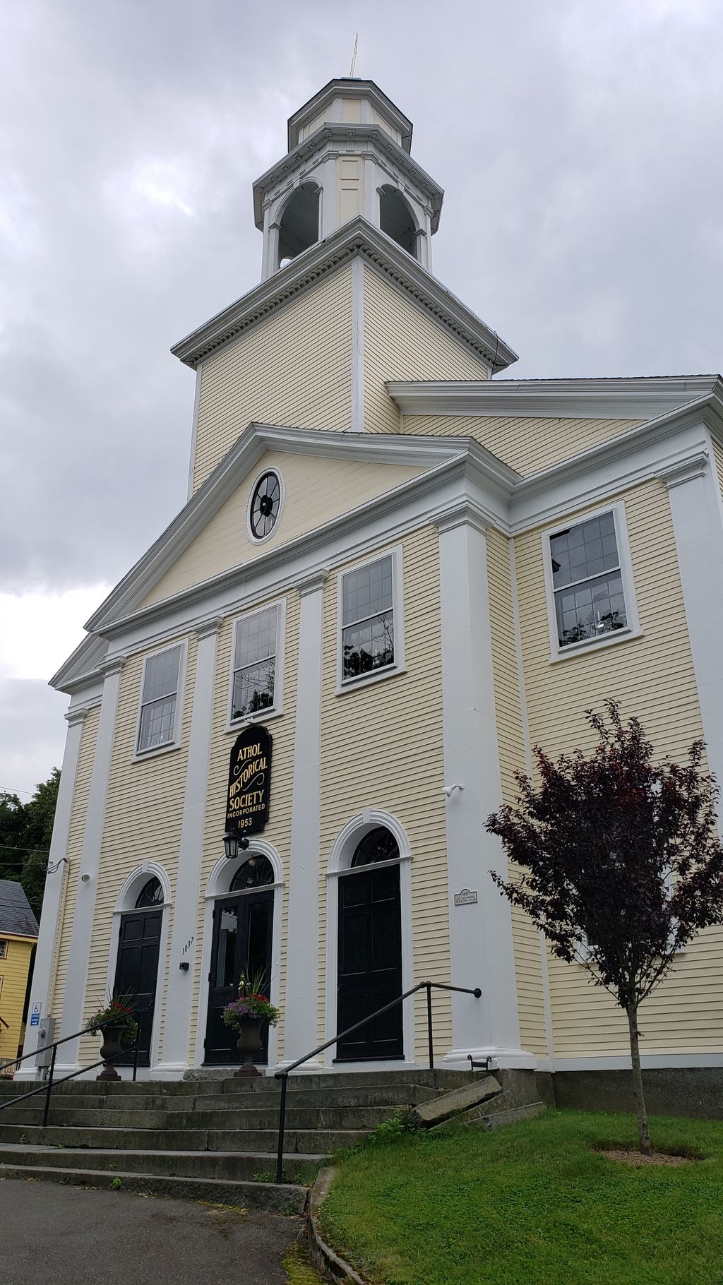 4th Meeting house and Old Town Hall