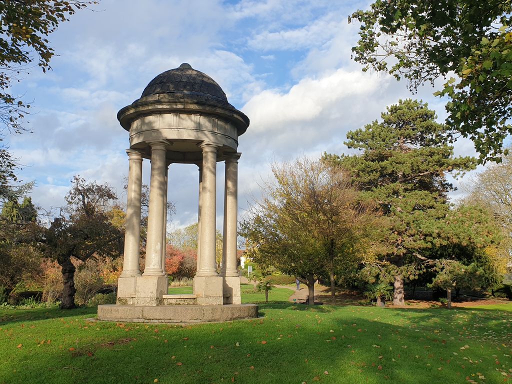 Admirals-Park-and-Tower-Gardens