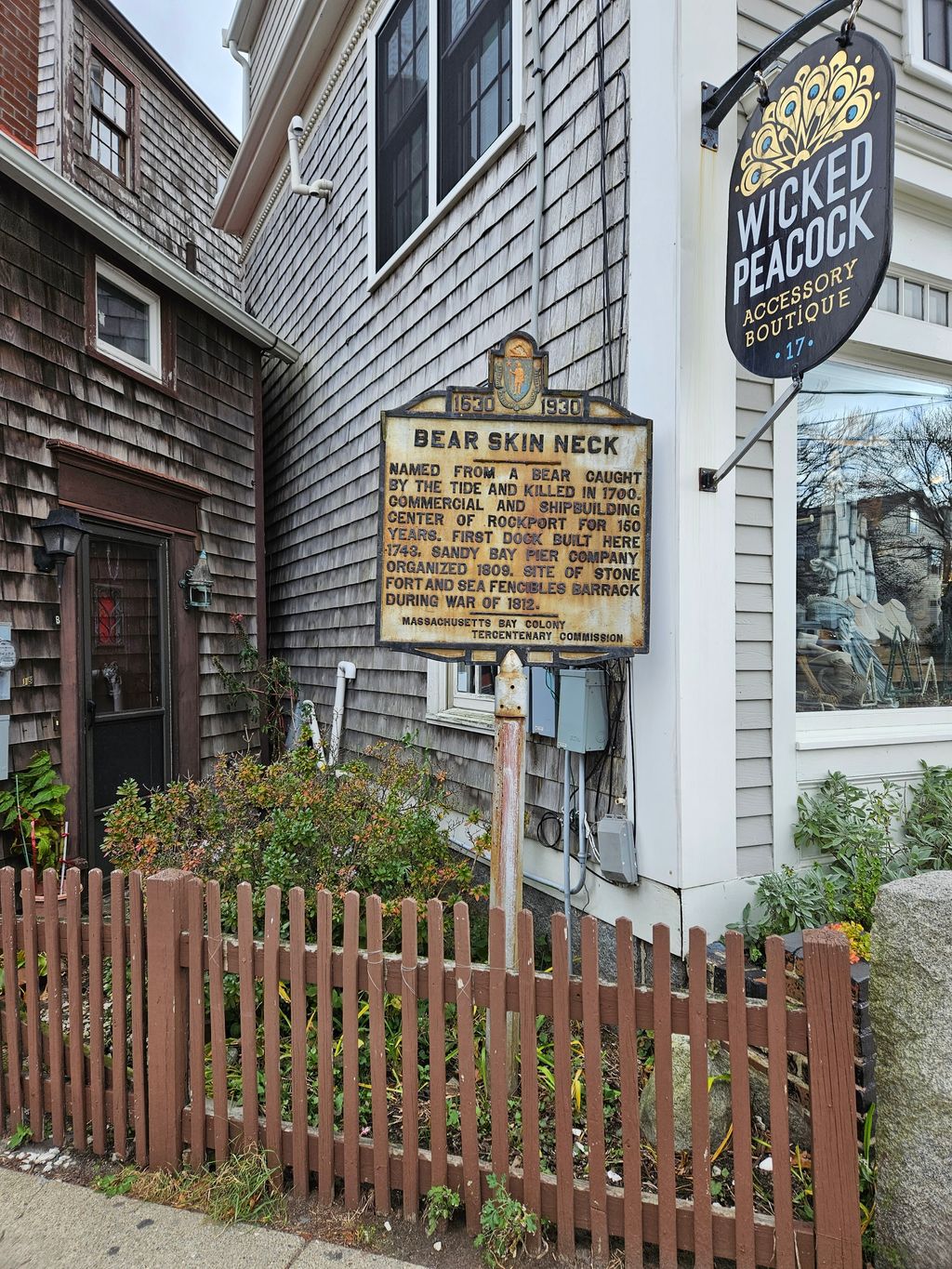 Bearskin Neck Historical Marker