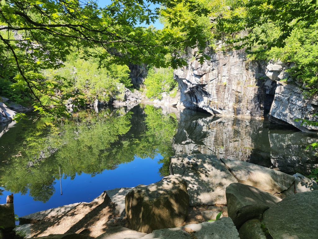 Becket Quarry