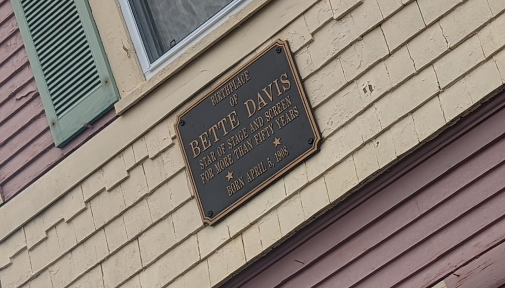 Bette-Davis-Birthplace-1
