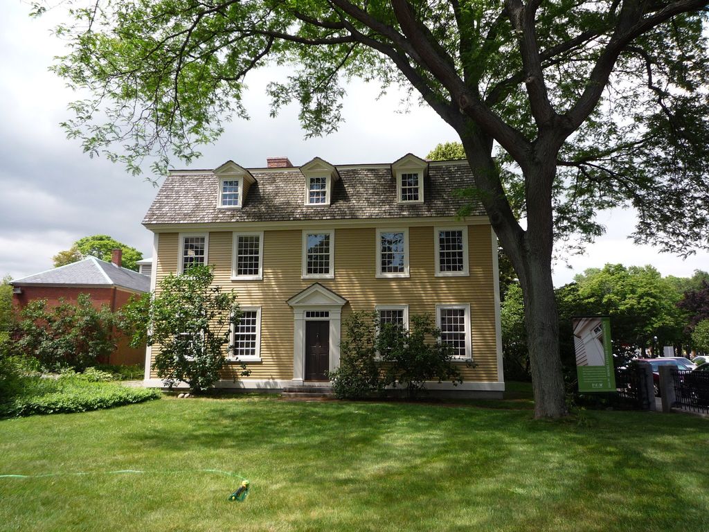 Crowninshield-Bentley House (Peabody Essex Museum)