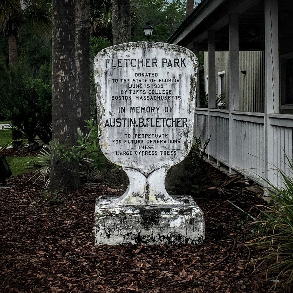 Fletcher Park Monument