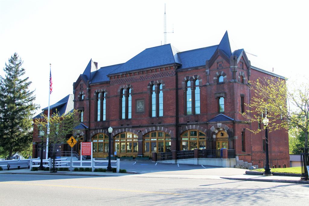 Holbrook Town Hall