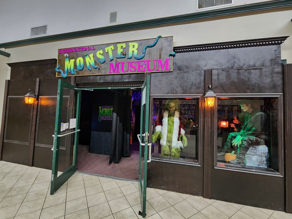 International-Monster-Museum-1