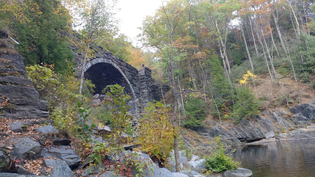 Keystone Arch Bridges