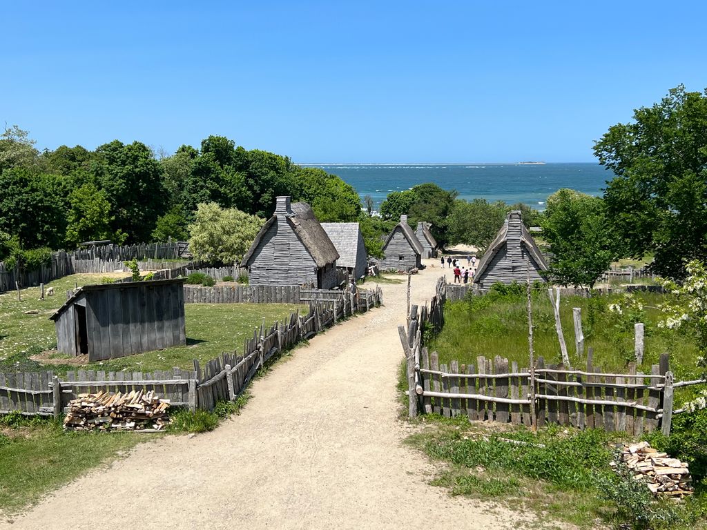 The Fort/Meeting House