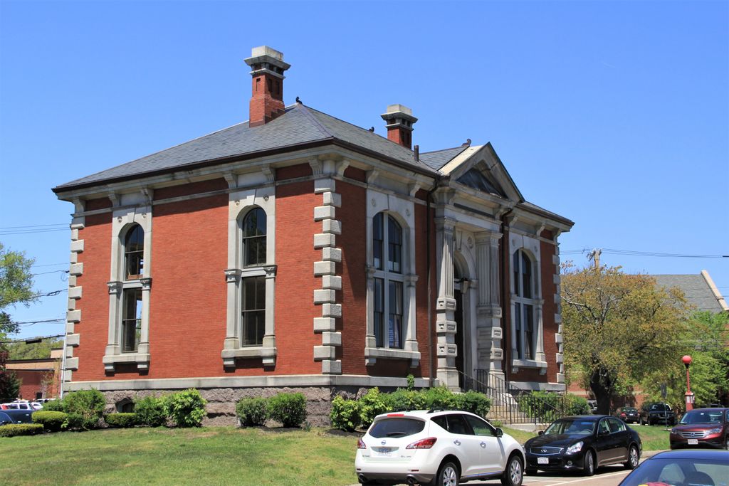 Old Thayer Public Library