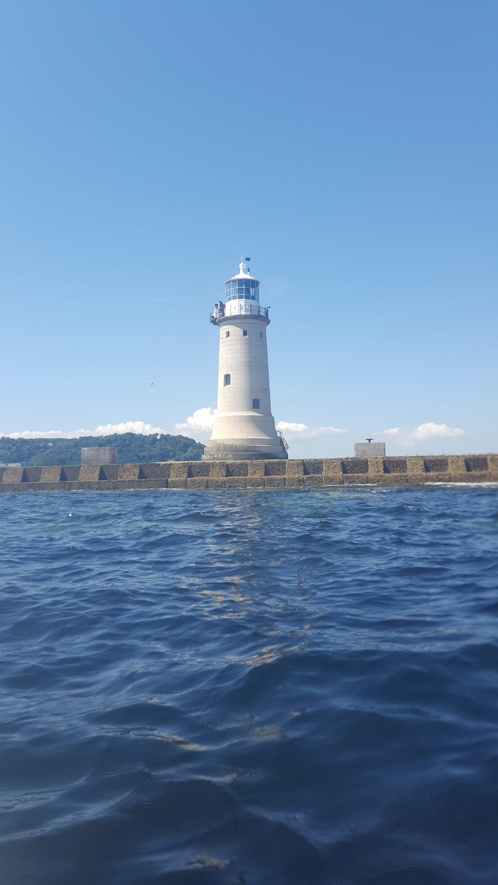 Plymouth-Breakwater-Lighthouse