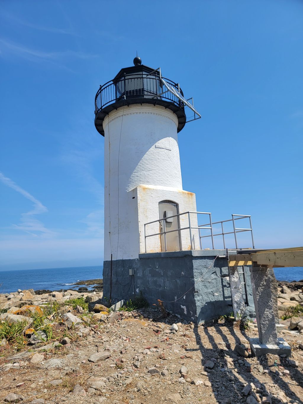 Straitsmouth Island Light Station