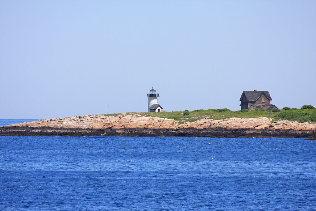 Straitsmouth Island Light Station