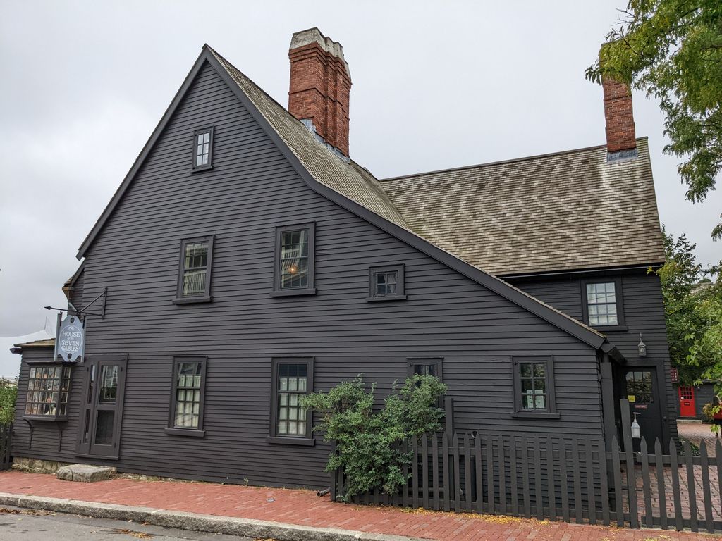 The-House-of-the-Seven-Gables-1