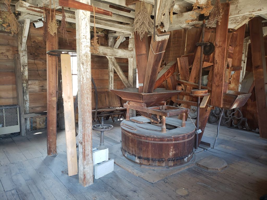 The-spaulding-Grist-Mill-3
