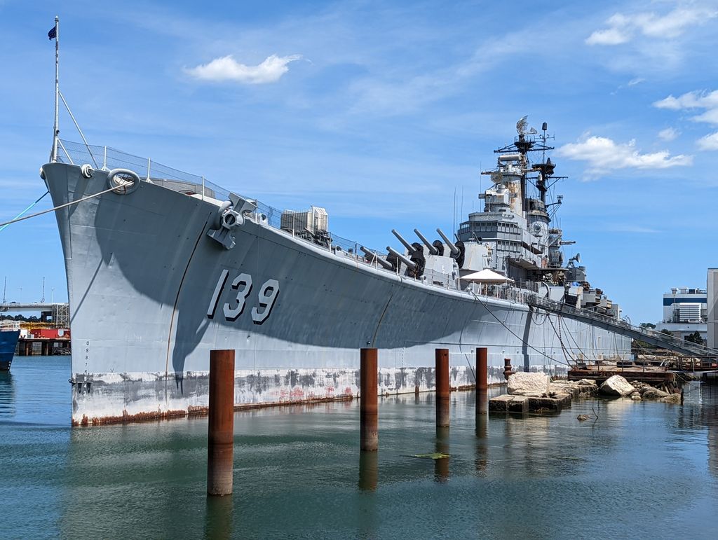 United-States-Naval-Shipbuilding-Museum-USS-Salem-1