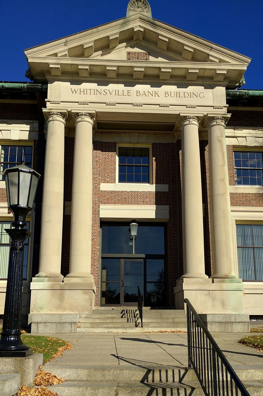 Whitinsville Savings Bank Building