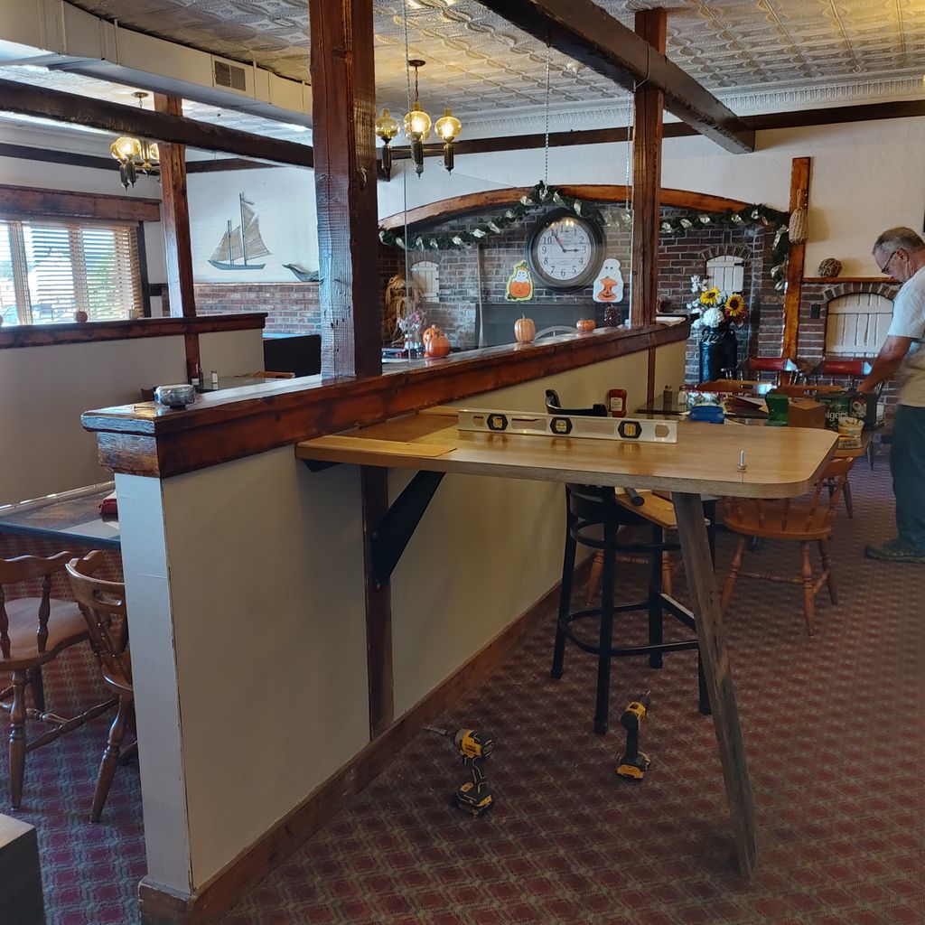 1712-Restaurant-and-Bar
