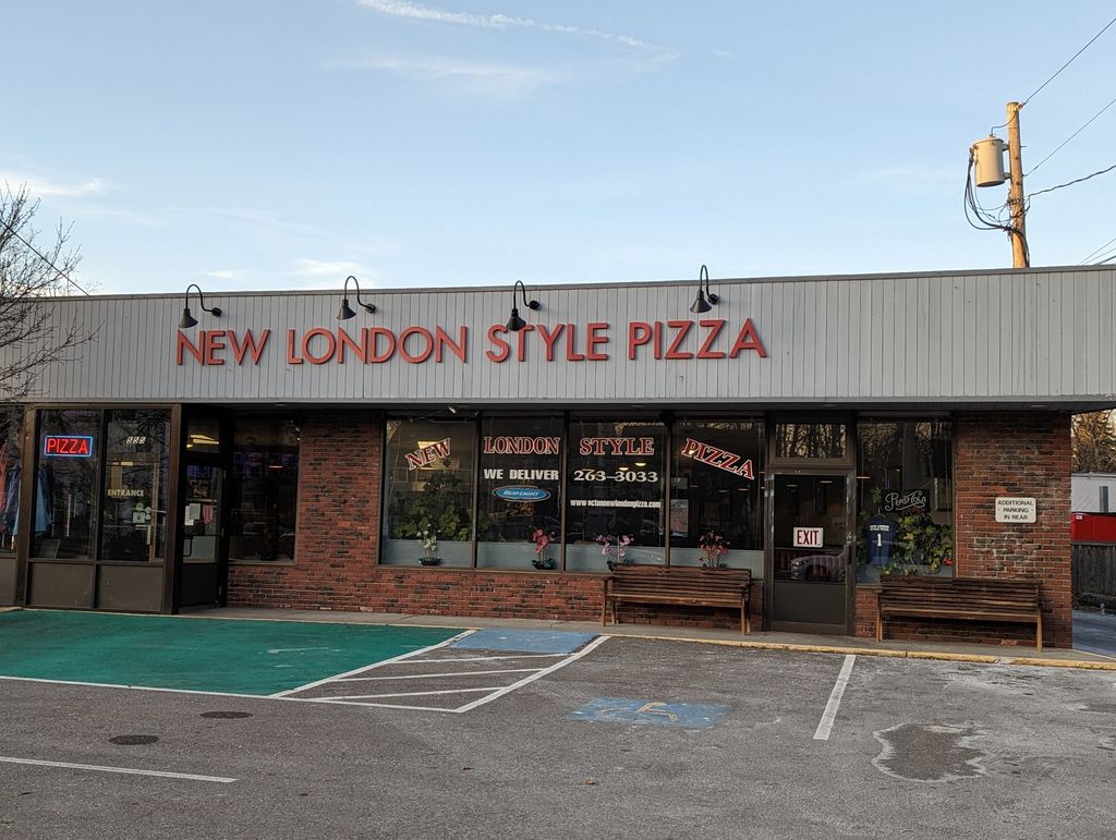 Acton-New-London-Style-Pizza