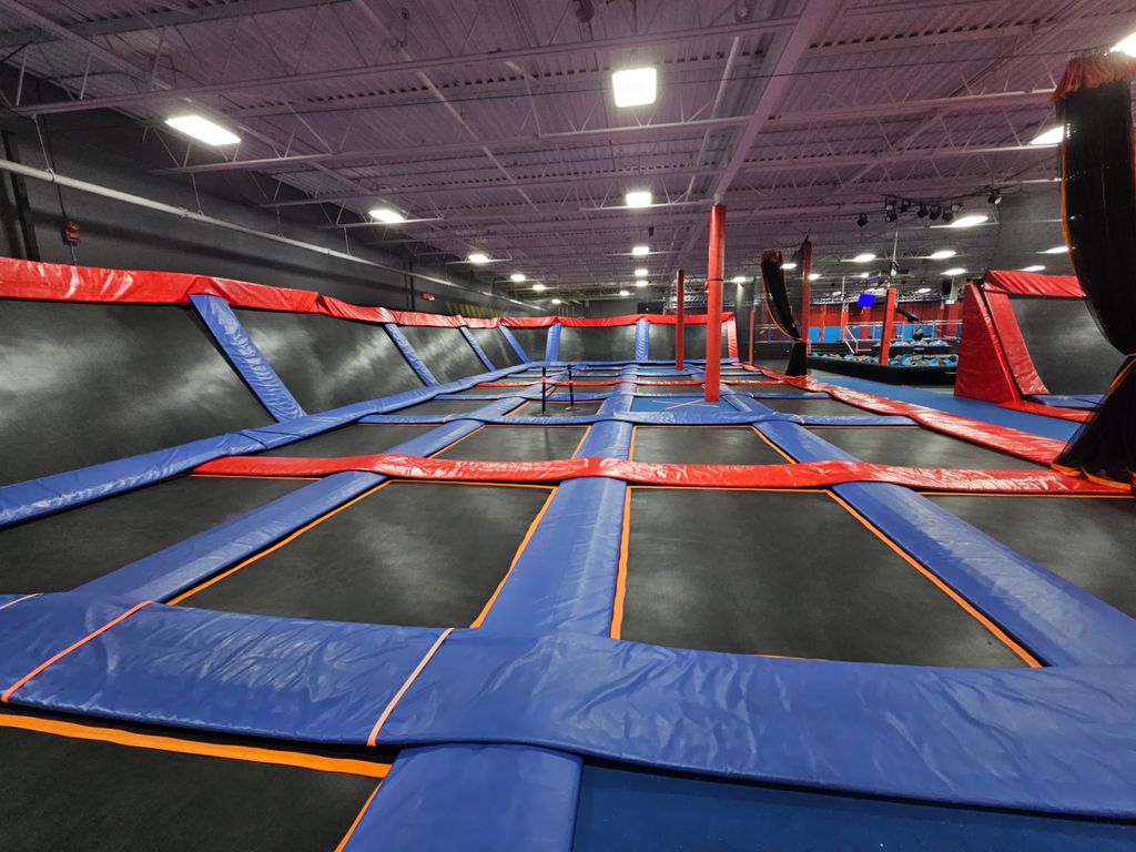 Aerosports-Trampoline-Park-Windsor