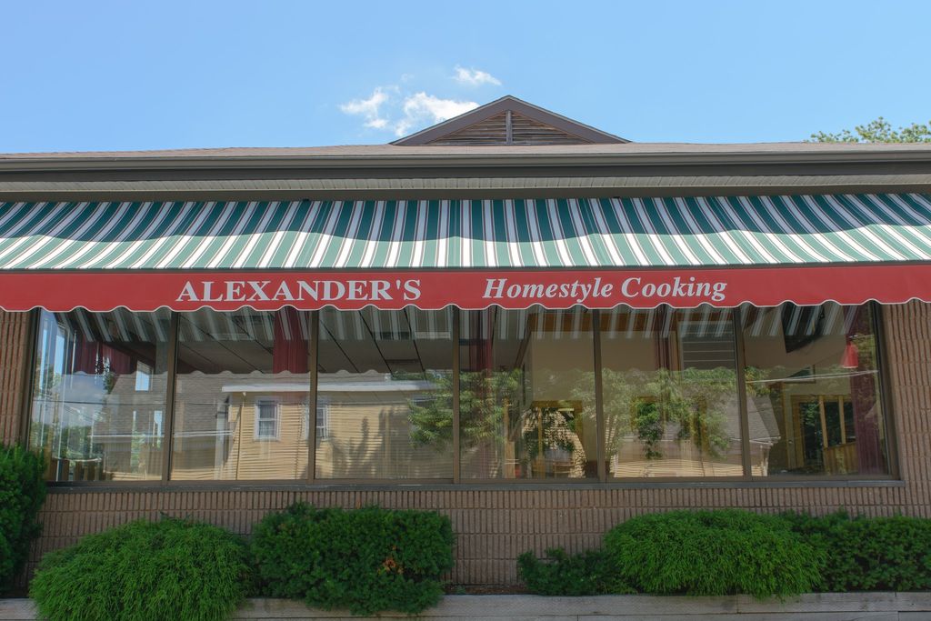 Alexanders-Family-Restaurant