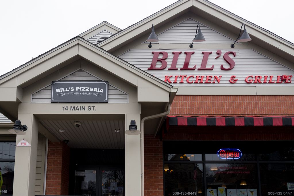 Bills-Downtown-Pizzeria-Kitchen-Grille