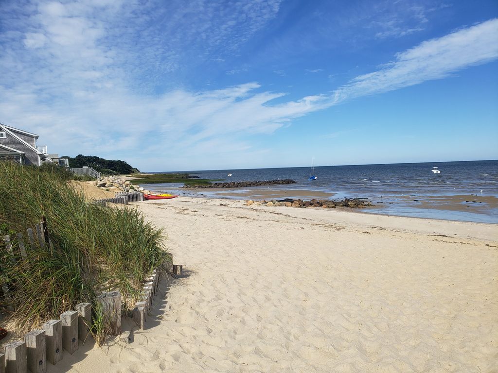 Breakwater-Beach-2