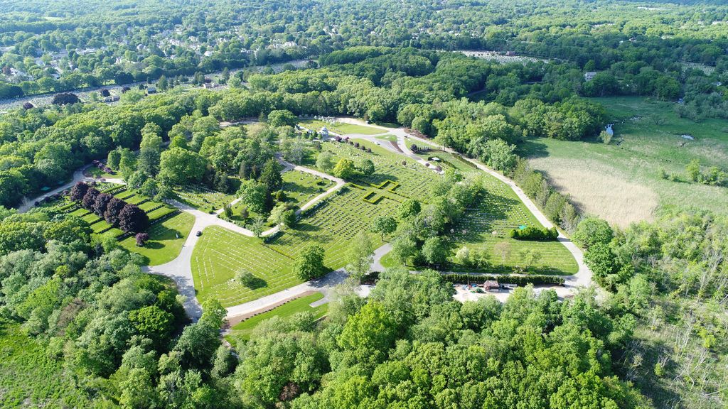 Brook-Farm-Walking-Trail