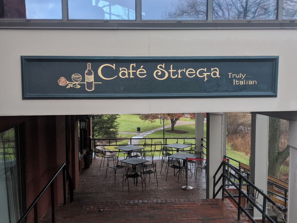 Cafe-Strega