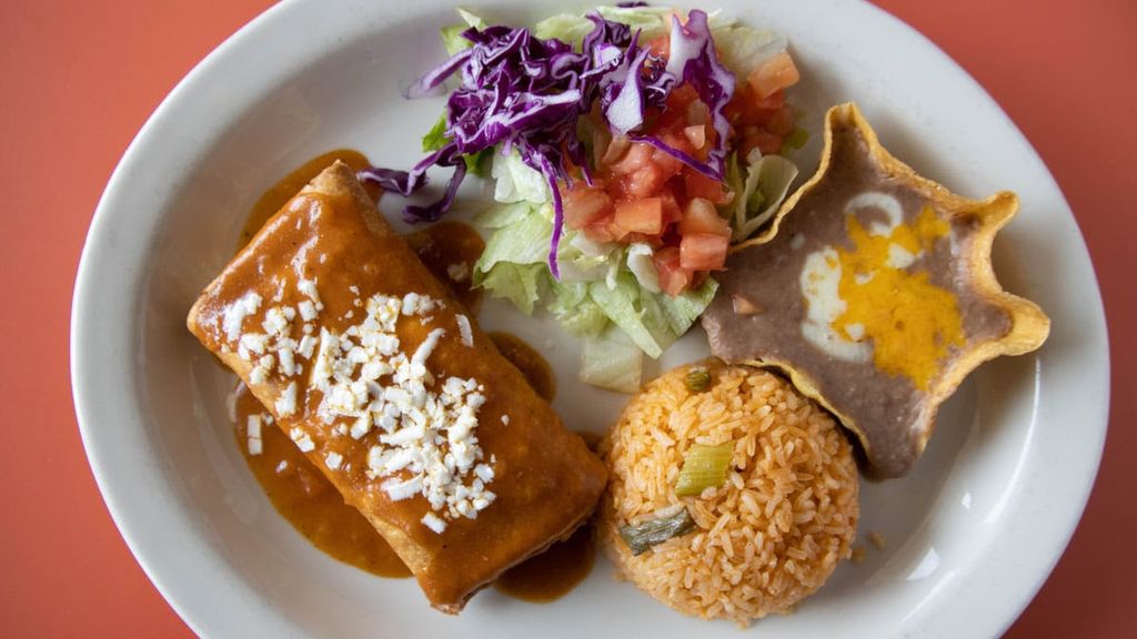 Casa-Blanca-Mexican-Restaurant-1