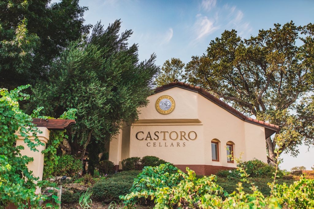 Castoro-Cellars-Vineyards-Winery