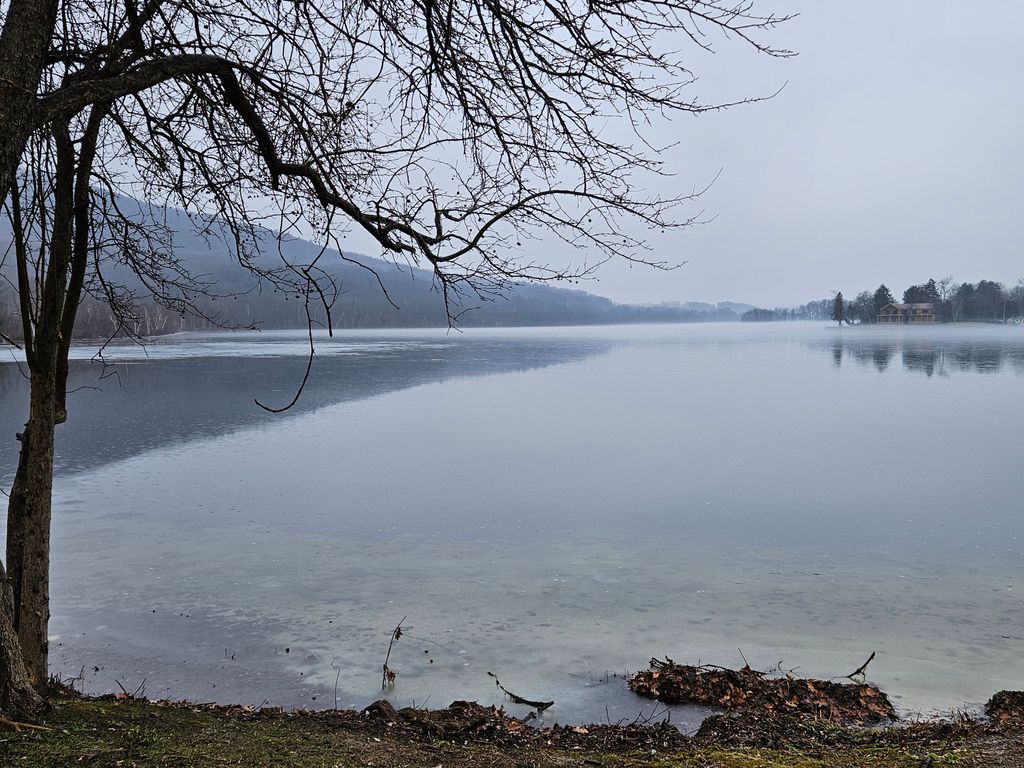 Cheshire-Reservoir-Lookout