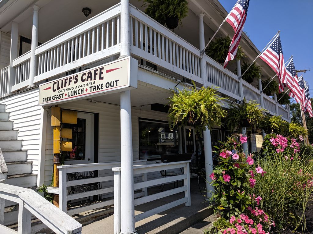 Cliffs-Cafe
