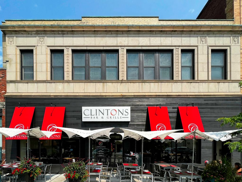 Clintons-Bar-Grille