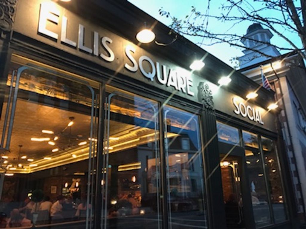 Ellis-Square-Social