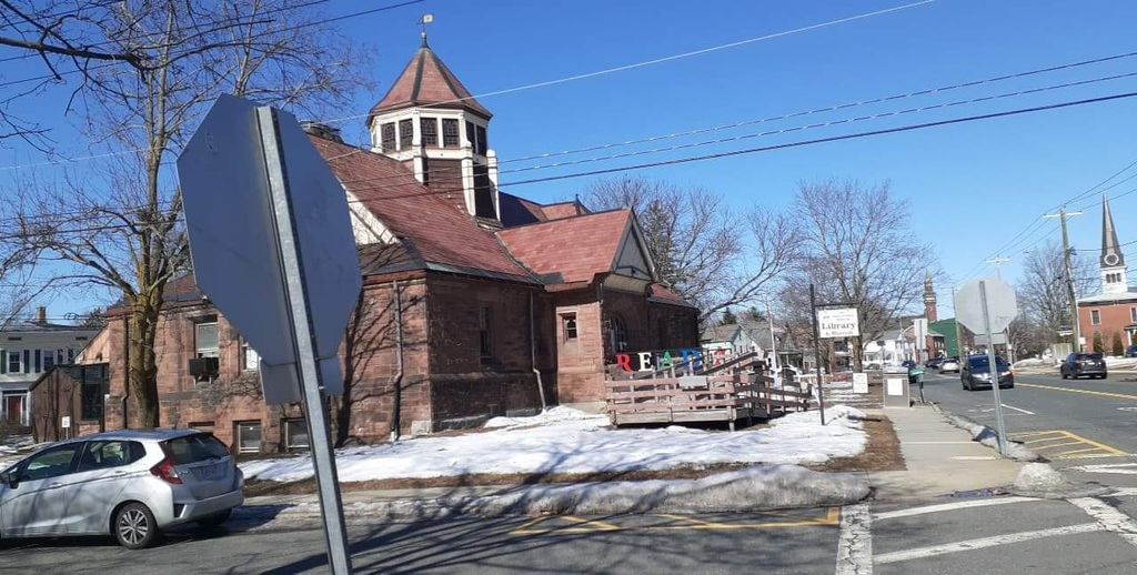 Emily-Williston-Memorial-Library-and-Museum