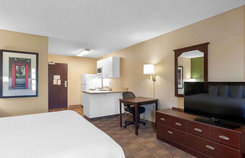 Extended-Stay-America-Boston-Waltham-52-4th-Ave-1