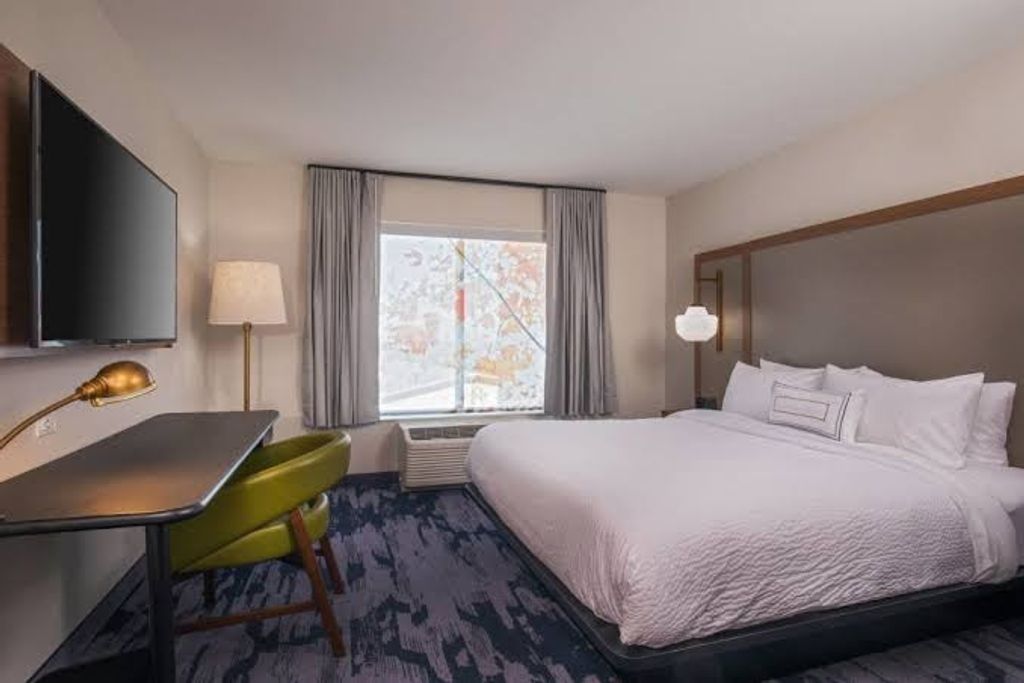 Fairfield-Inn-Suites-by-Marriott-Boston-Walpole-1
