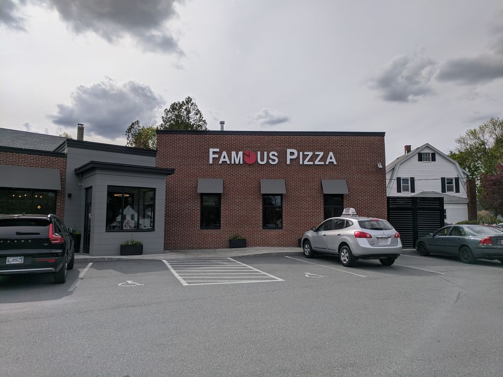 Famous-Pizza-Newburyport