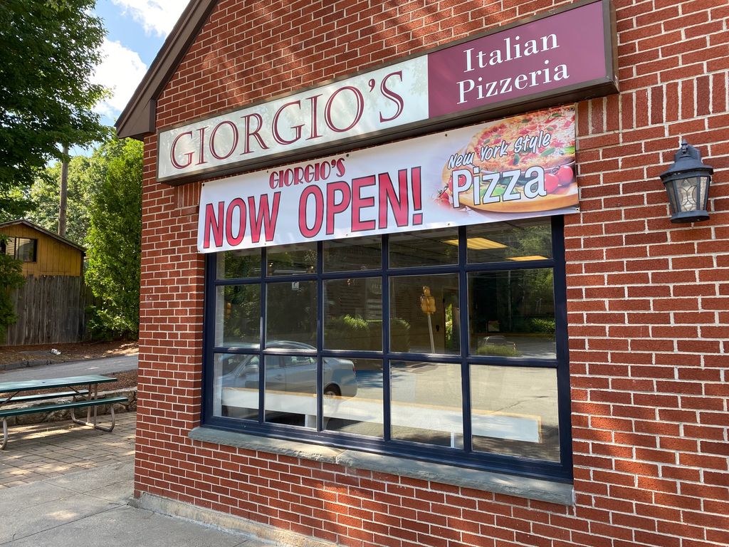 Giorgios-Italian-Pizzeria