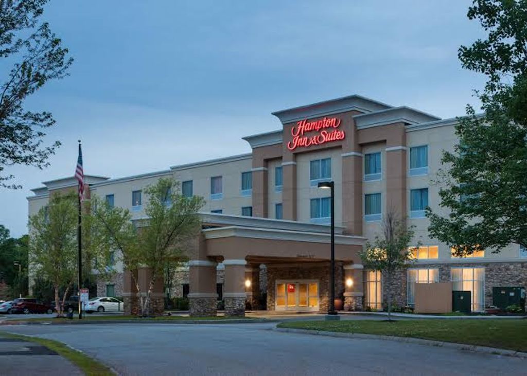 Hampton-Inn-Suites-Westford-Chelmsford