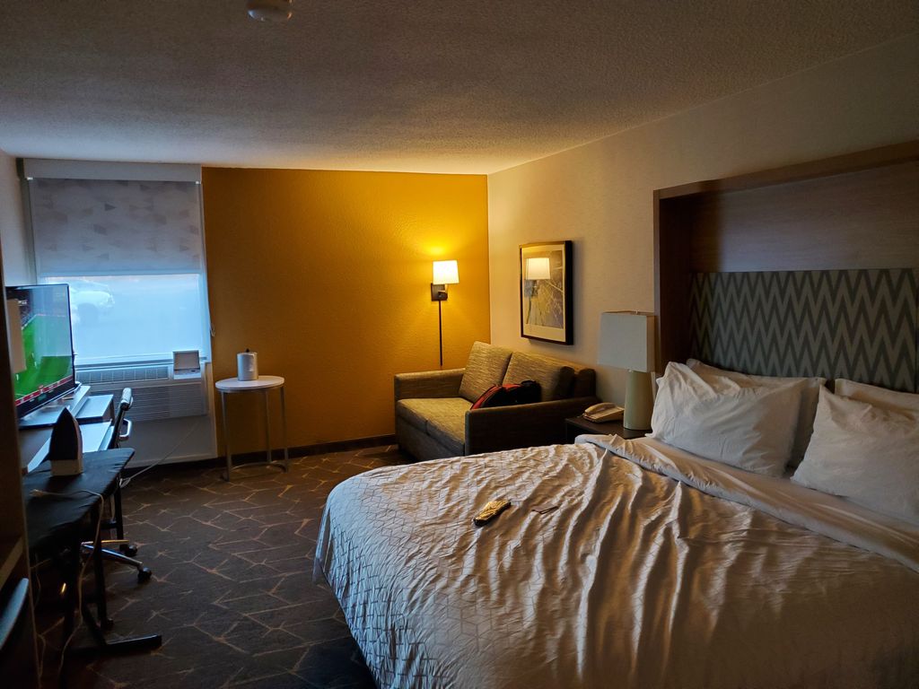 Holiday-Inn-Boston-Dedham-Hotel-Conference-Center-an-IHG-Hotel-1