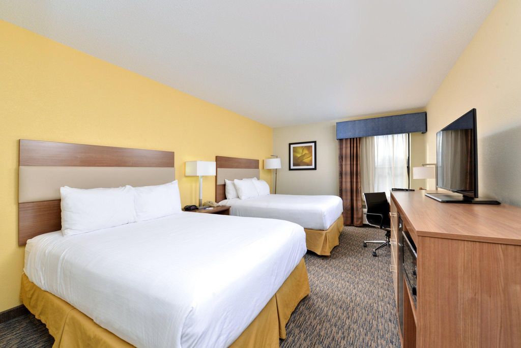 Holiday-Inn-Express-Providence-North-Attleboro-3