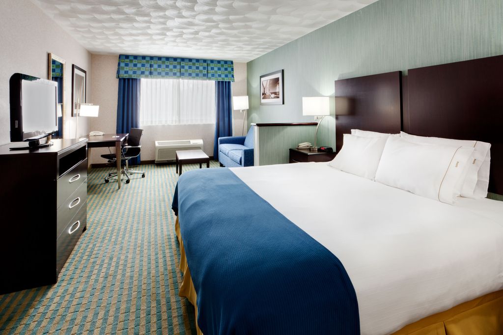 Holiday-Inn-Express-Suites-Smithfield-Providence-an-IHG-Hotel