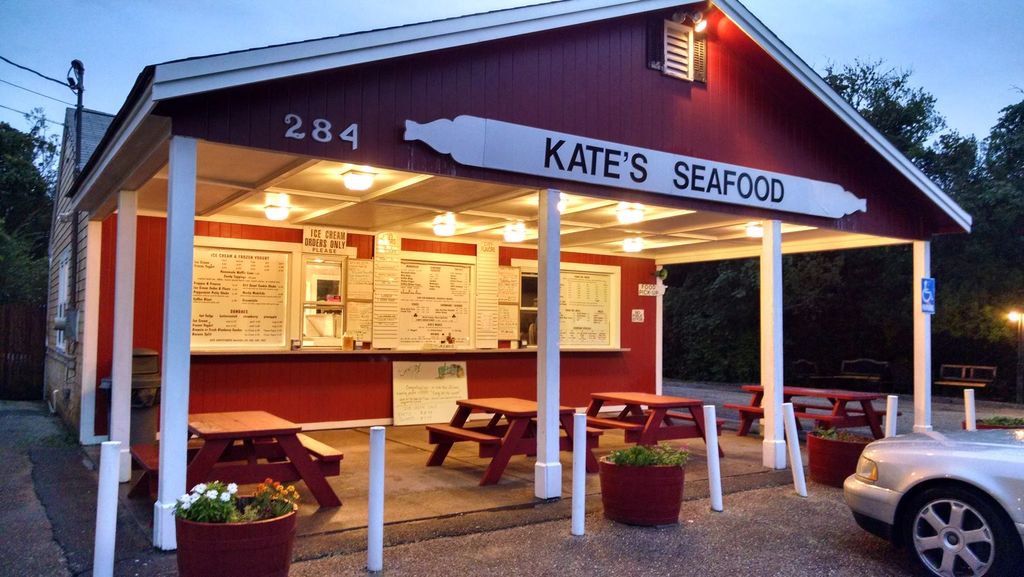 Kates-Fried-Seafood-Ice-Cream