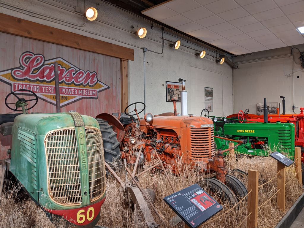 Larsen-Tractor-Museum