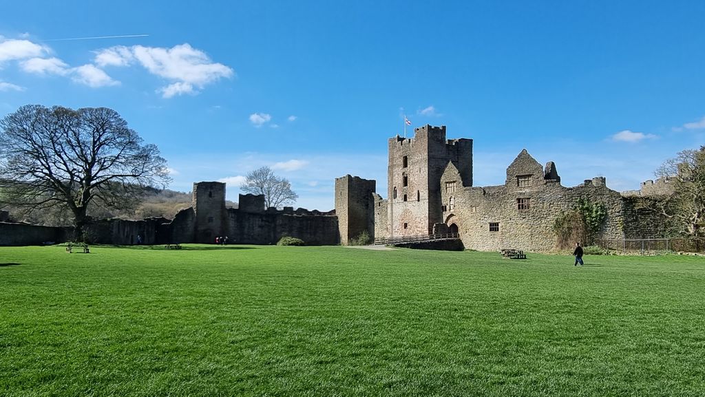 Ludlow-Castle-1