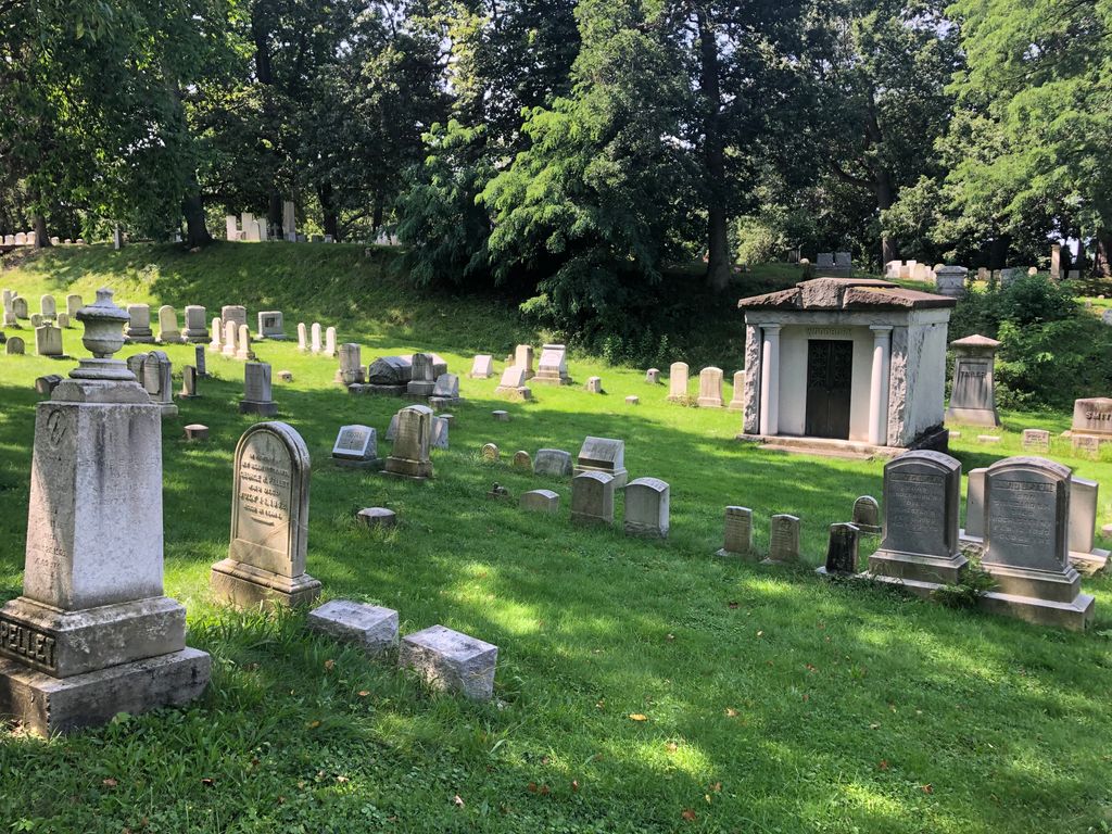 Mount-Hope-Cemetery-1