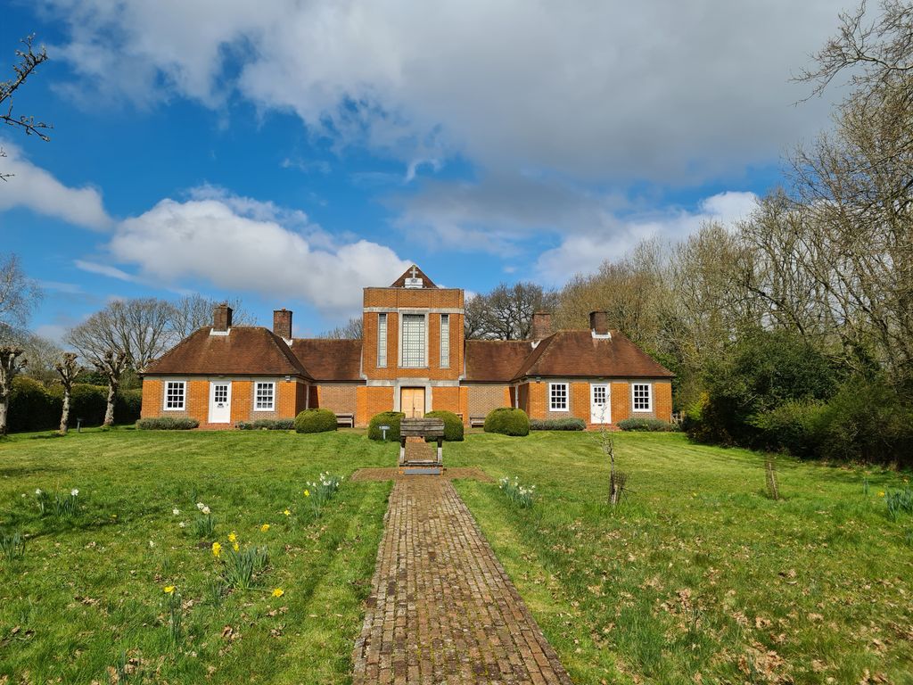 National-Trust-Sandham-Memorial-Chapel