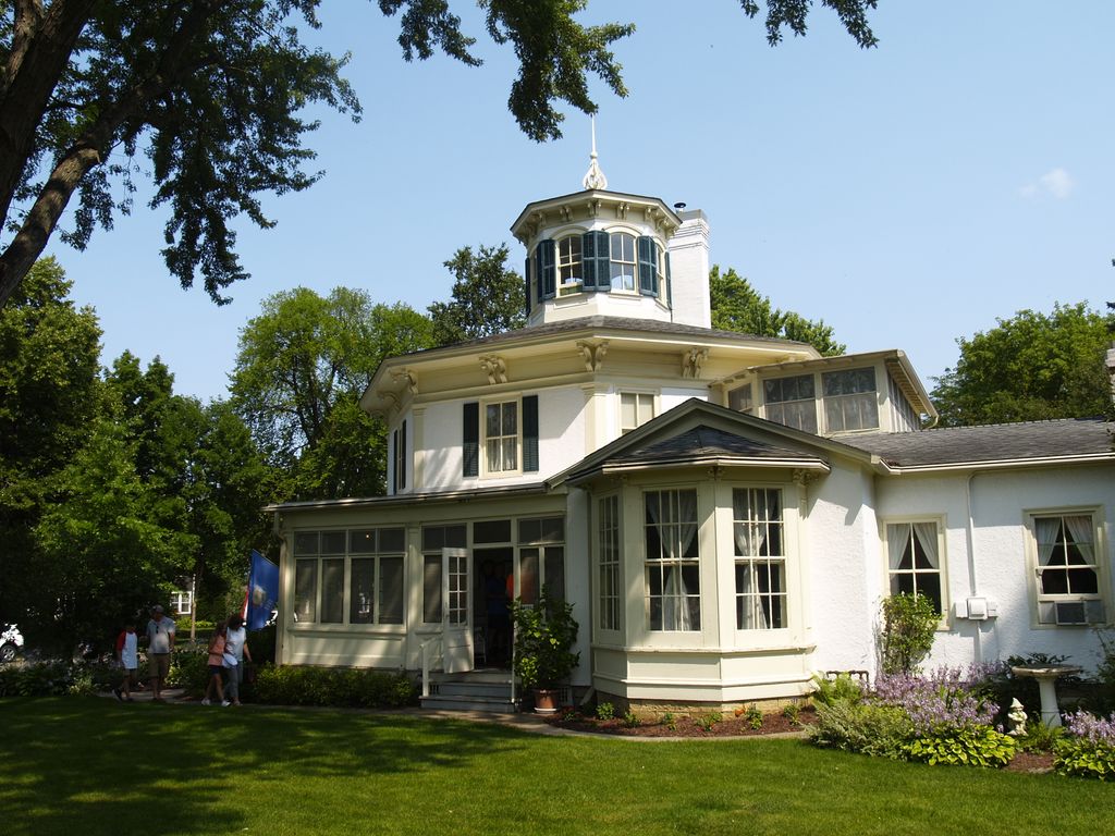 Octagon-House-Museum-1