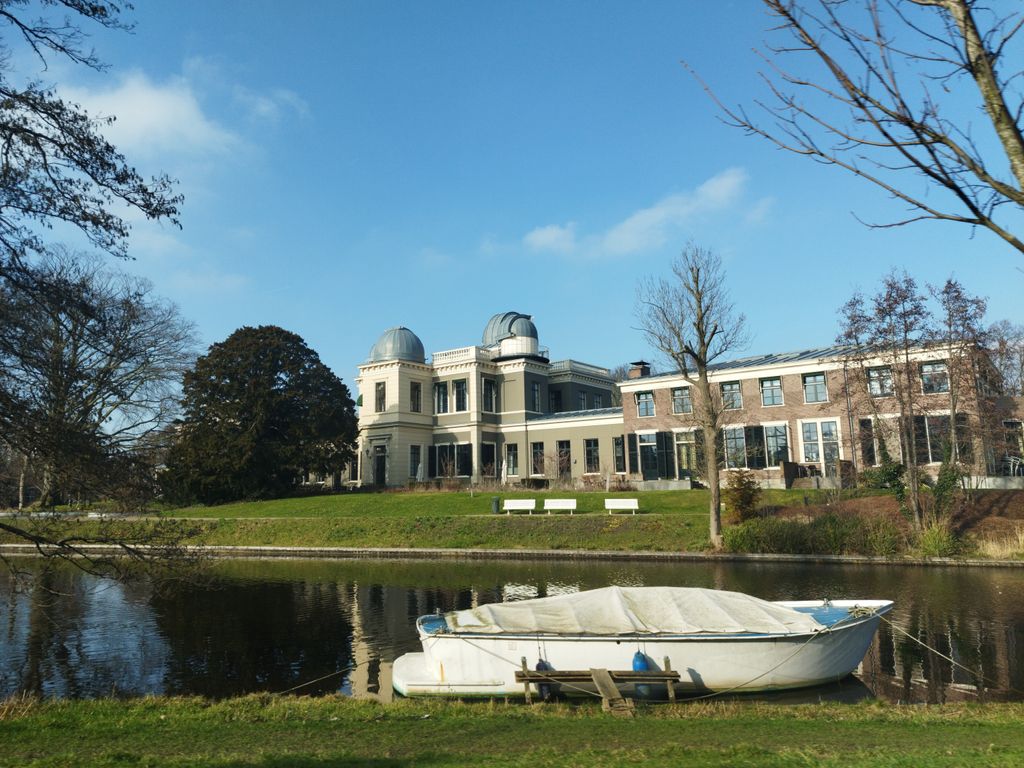 Oude-Sterrewacht-Old-Observatory-Leiden-1
